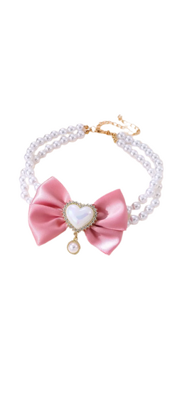 Necklace with bow
