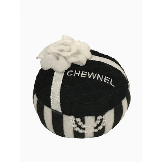 Chewnel Gift Box
